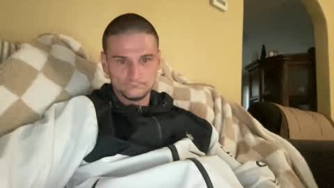 Snapshot of dickabitchdown chatting on October 4, 10:57 am DickABitchDown Alexys real spanishmami online show from October 4, 10:57 am