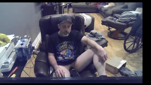 Snapshot of dickrb1984 chatting on February 17, 5:58 am dickrb1984 online show from February 17, 5:58 am