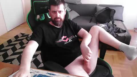 Snapshot of dickstaza chatting on June 4, 2:56 pm dickstaza online show from June 4, 2:56 pm