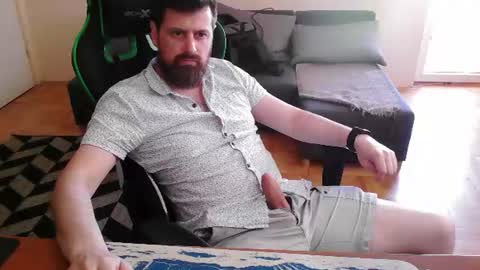 Snapshot of dickstaza chatting on June 9, 1:01 pm dickstaza online show from June 9, 1:01 pm