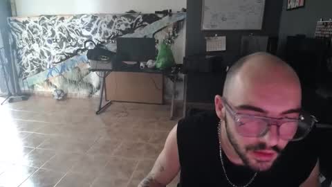 Snapshot of didismurf02 chatting on May 24, 4:01 pm didismurf02 online show from May 24, 4:01 pm