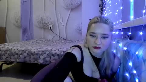 didiw0lf online show from May 18, 5:08 pm