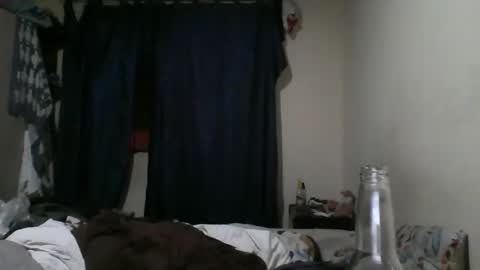 Snapshot of diego_incubo_ii chatting on October 20, 4:57 am diego_incubo_ii online show from October 20, 4:57 am