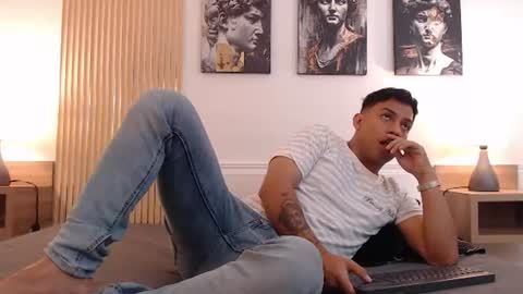 Snapshot of diego_salvatore chatting on July 2, 2:56 pm diego_salvatore online show from July 2, 2:56 pm