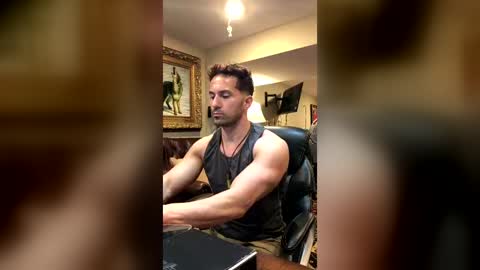 Snapshot of diegodavids chatting on June 14, 12:41 am diegodavids online show from June 14, 12:41 am