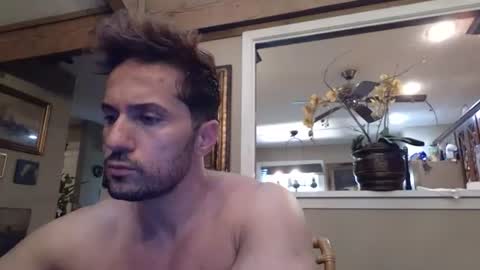 Snapshot of diegodavids chatting on June 26, 2:43 pm diegodavids online show from June 26, 2:43 pm