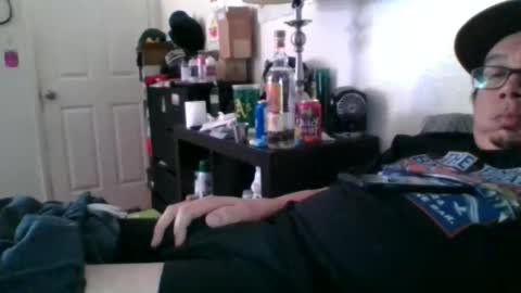 digb_bastard online show from April 4, 7:50 am