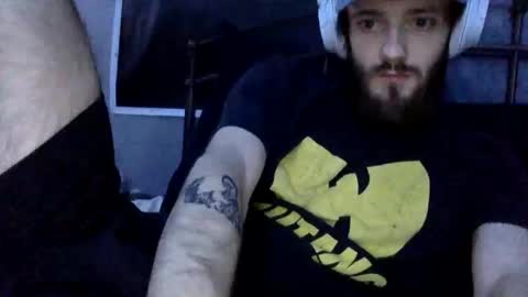 Snapshot of digbicknik chatting on February 4, 5:12 pm digbicknik online show from February 4, 5:12 pm