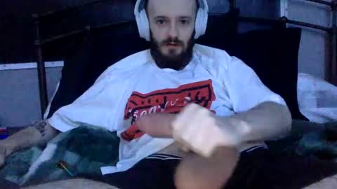 Snapshot of digbicknik chatting on March 1, 2:59 am digbicknik online show from March 1, 2:59 am