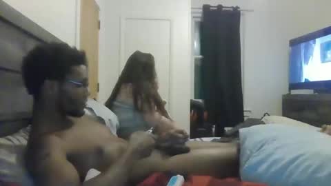 diginurgutz online show from December 5, 10:34 pm