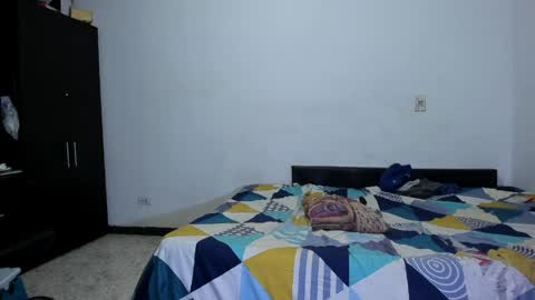 diiego_xxx online show from April 12, 1:43 am