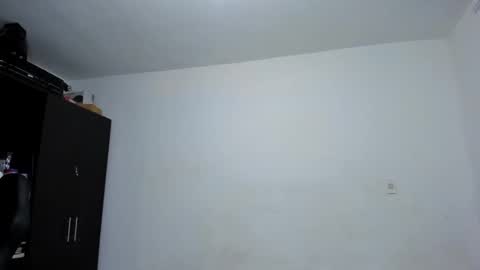 Snapshot of diiego_xxx chatting on April 24, 2:08 pm diiego_xxx online show from April 24, 2:08 pm
