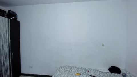 Snapshot of diiego_xxx chatting on May 5, 3:14 am diiego_xxx online show from May 5, 3:14 am