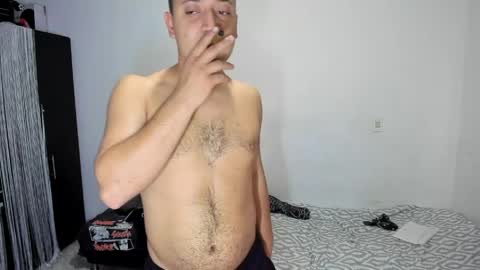 Snapshot of diiego_xxx chatting on May 10, 10:26 pm diiego_xxx online show from May 10, 10:26 pm