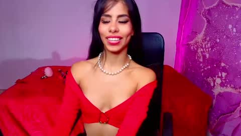 Snapshot of diiosa_latina chatting on May 16, 7:56 pm diiosa_latina online show from May 16, 7:56 pm