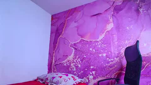 Snapshot of diiosa_latina chatting on May 19, 1:56 am diiosa_latina online show from May 19, 1:56 am