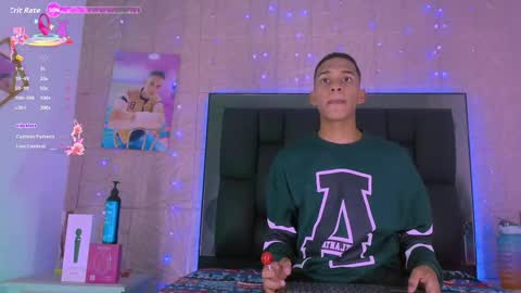 Snapshot of dilam_alfonzo chatting on October 19, 7:03 pm Dilan online show from October 19, 7:03 pm