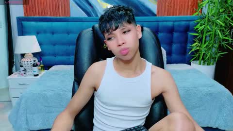  DILAN online show from March 25, 7:09 pm