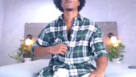dilan_hall online show from May 16, 1:13 am
