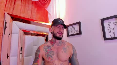dilan_scootk_ online show from April 6, 7:15 pm