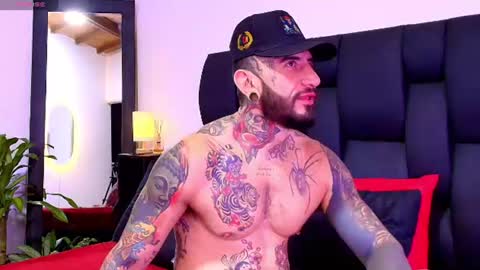 Snapshot of dilan_scootk_j chatting on July 26, 10:33 am Dilan Scootk online show from July 26, 10:33 am