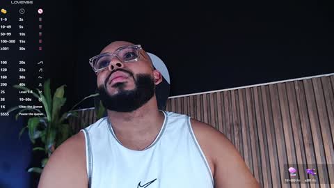 Snapshot of dilanjonnes chatting on December 31, 8:56 pm DilanJonnes online show from December 31, 8:56 pm