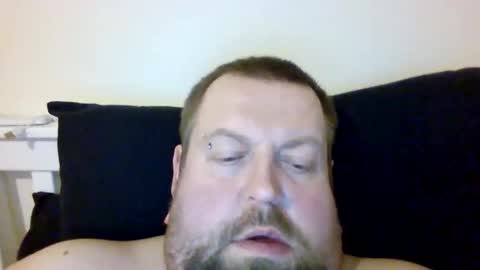 Snapshot of dilevics1985 chatting on April 8, 8:31 pm dilevics1985 online show from April 8, 8:31 pm