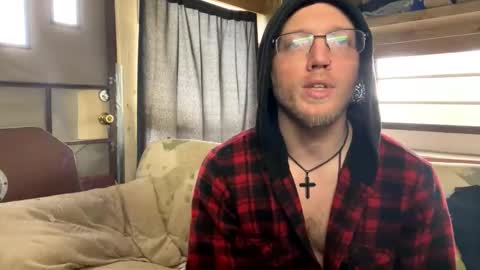 Snapshot of dilf_96 chatting on May 5, 7:33 pm Daddy online show from May 5, 7:33 pm