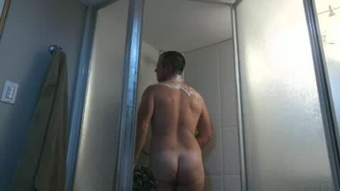 dilfiguess1 online show from April 30, 6:31 am