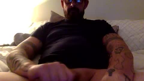Snapshot of dilfmeat chatting on November 10, 12:53 am dilfmeat online show from November 10, 12:53 am