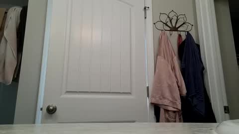 Snapshot of dilligentg81 chatting on November 14, 7:34 pm dilligentg81 online show from November 14, 7:34 pm