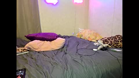 Sofie online show from March 28, 7:08 am