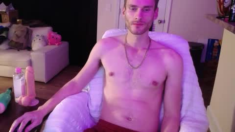 Snapshot of dimitri_4793 chatting on January 28, 7:00 am Meechii online show from January 28, 7:00 am