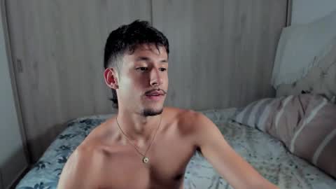 Snapshot of dimitri_targaryen chatting on May 9, 8:41 am Fabian online show from May 9, 8:41 am