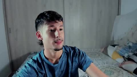 Snapshot of dimitri_targaryen chatting on May 22, 9:37 am Fabian online show from May 22, 9:37 am