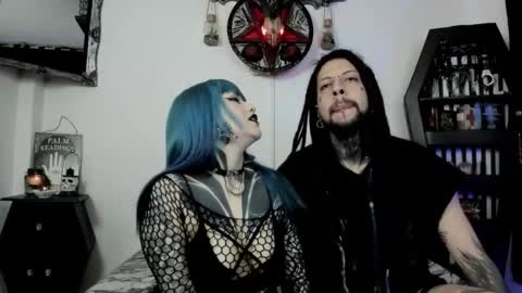 dimmuanddarkness online show from February 19, 8:54 am