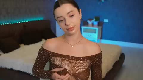 Snapshot of dinacandy chatting on July 16, 7:36 am dinacandy online show from July 16, 7:36 am