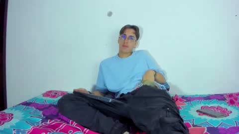 Snapshot of dio_star chatting on November 27, 12:07 pm Dio online show from November 27, 12:07 pm