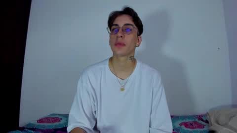 Snapshot of dio_star chatting on December 2, 12:54 pm Dio online show from December 2, 12:54 pm