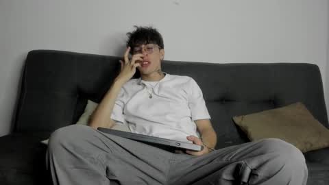 Snapshot of dio_star chatting on January 13, 8:25 pm Dio online show from January 13, 8:25 pm