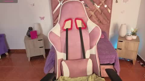 Snapshot of diosa_afrodita24 chatting on April 30, 2:40 am DIOSA AFRODITA 24 NEW VIDEOS HERE LOVES online show from April 30, 2:40 am