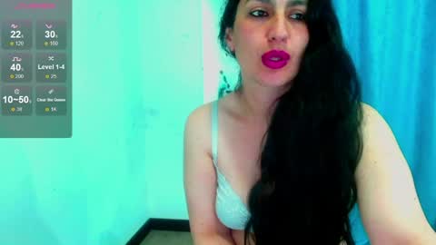 Snapshot of diosa_gil chatting on May 18, 3:46 am diosa_gil online show from May 18, 3:46 am