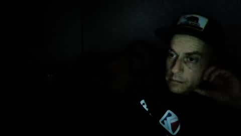 Snapshot of dirkdigglerofficial chatting on May 8, 6:57 pm dirkdigglerofficial online show from May 8, 6:57 pm