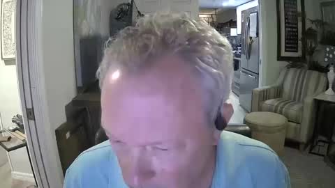 Snapshot of dirkpitt223 chatting on March 4, 1:12 am DirtkPitt Fun guy working online show from March 4, 1:12 am