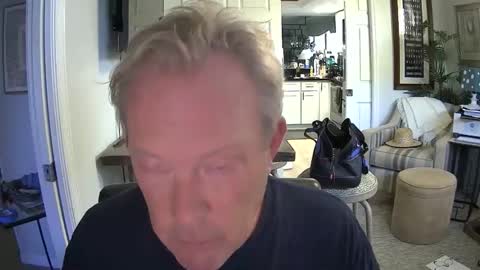 Snapshot of dirkpitt223 chatting on April 26, 11:13 pm DirtkPitt Fun guy working online show from April 26, 11:13 pm