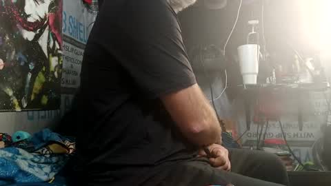 dirtmcgirt82 online show from January 2, 1:06 am