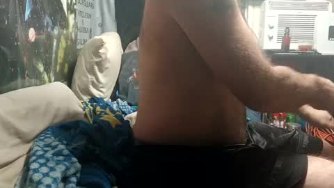 dirtmcgirt82 online show from February 10, 4:19 am