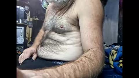 dirtmcgirt82 online show from December 1, 8:08 am