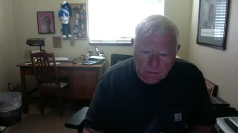 dirtrider195080438 online show from June 24, 5:34 pm