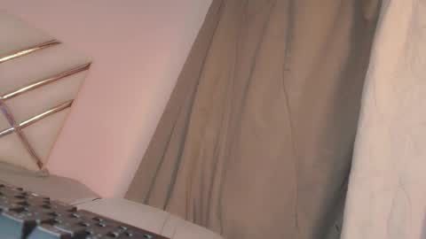 Snapshot of dirty_888 chatting on May 18, 4:07 am dirty_888 online show from May 18, 4:07 am